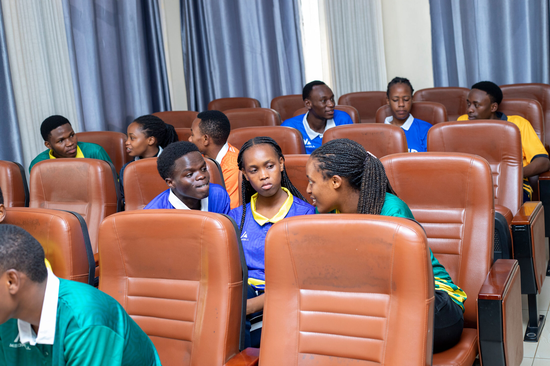 MEDWELL Club participants in an interactive group discussion